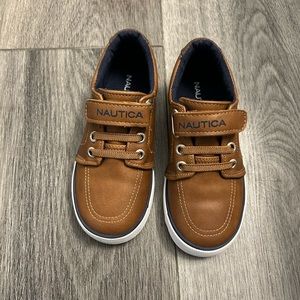 Toddler shoes